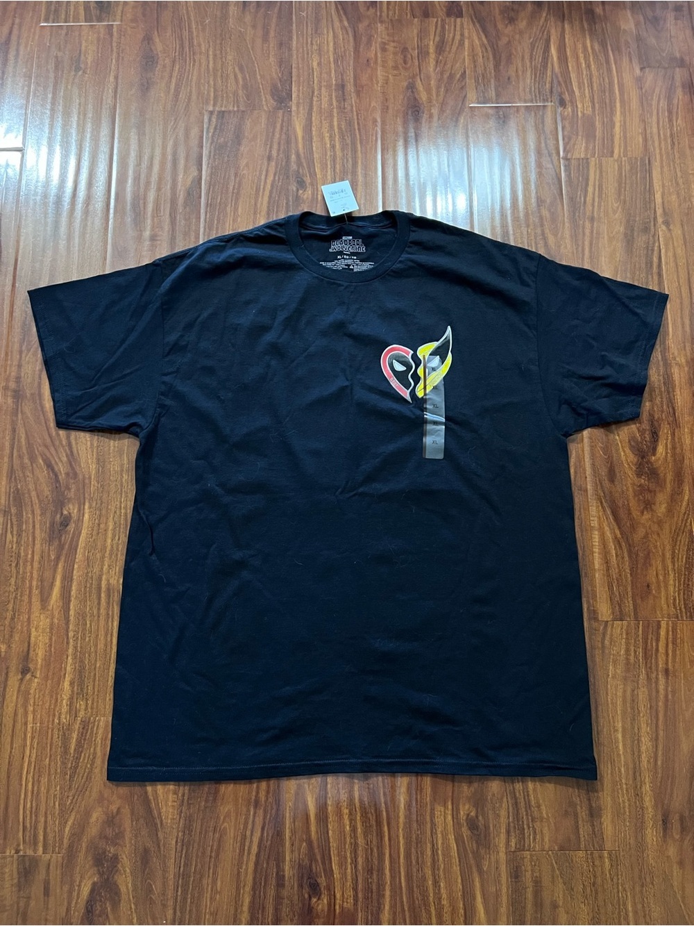 NWT Marvel Deadpool & Wolverine Black Graphic Tshirt size XL